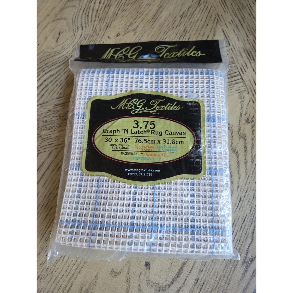 MCG Textiles Graph N' Latch Rug Canvas 3.75 Mesh 30 X 36" NOS Sealed Package New